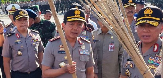 Kabaharkam Mabes Polri Cek Kesiapan Personel dan Peralatan Penanggulangan Karhutla Polda Kalsel Kabaharkam Mabes Polri Cek Kesiapan Personel dan Peralatan Penanggulangan Karhutla Polda Kalsel