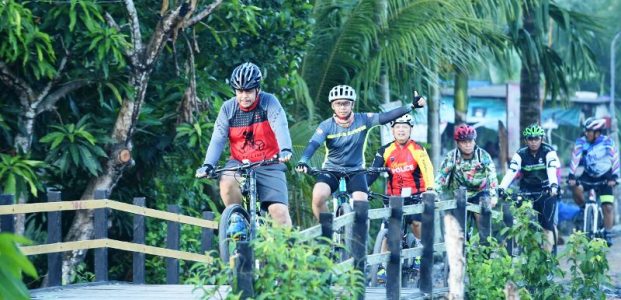 Polda Kalsel Ajak Masyarakat Wujudkan Pola Hidup Sehat Dengan Olahraga