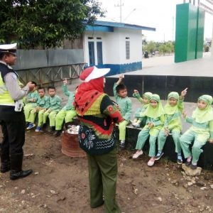 polisi anak 2