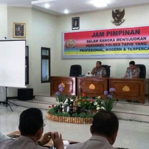 jam pimpinan